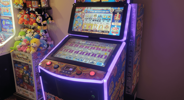 Arcade halls gaming machine 
