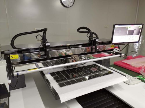 TFT LCD display production process step 1 – Glass Cutting – Precision Starts Here Featured Image