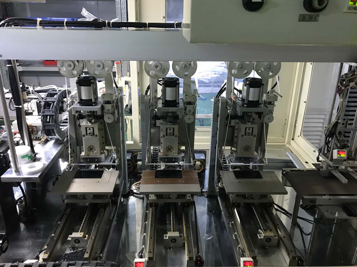 TFT LCD display production process step 3 – ACF Lamination – The Invisible Bond Featured Image